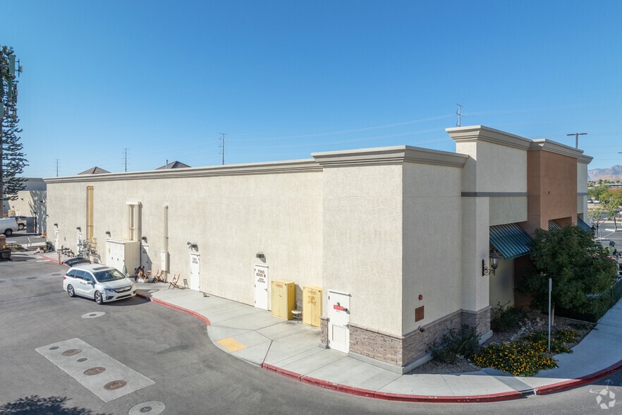 More Photos Of Windmill Ln, Las Vegas Unknown For Lease