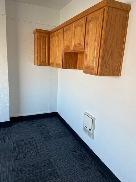 More Photos Of 604 Broadway St, Vallejo Storefront Retail Office For Lease