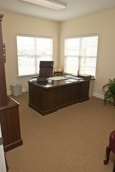 More Photos Of 4100 Stephens Rd NE, Cleveland Medical For Sale