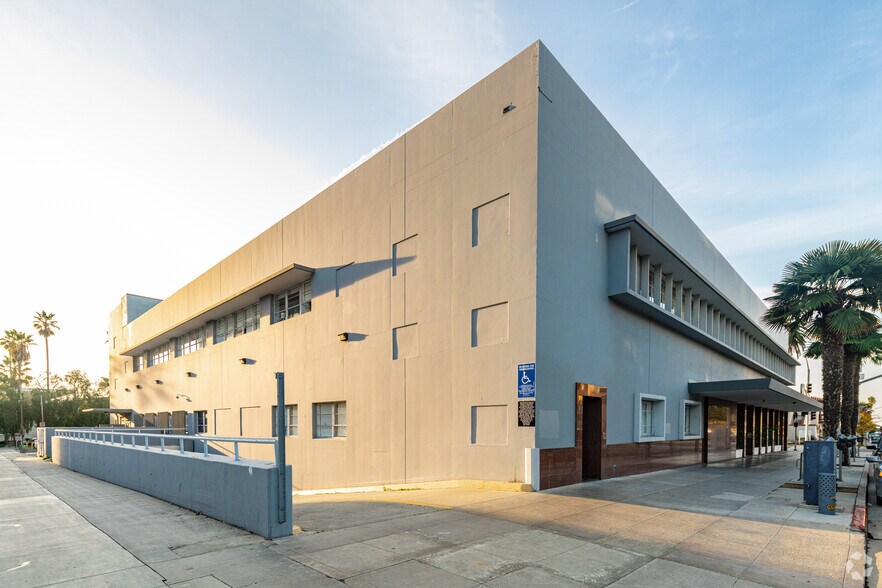 More Photos Of 604 Arizona Ave, Santa Monica Loft Creative Space For Lease