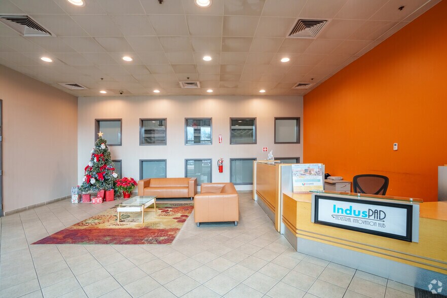 More Photos Of 46 Stafford St, Lawrence Unknown For Lease