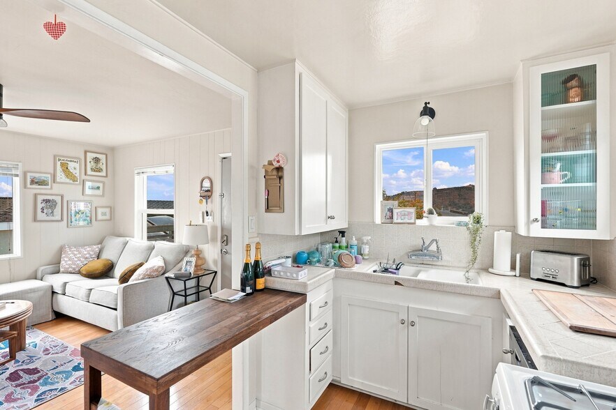 More Photos Of 45 San Rafael St, Avila Beach Apartments For Sale