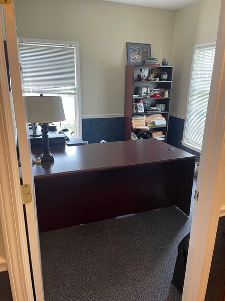 More Photos Of 1558 Union Rd, Gastonia Office For Lease