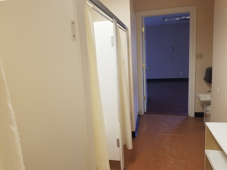 More Photos Of 5840 Goodrich Rd, Clarence Center Daycare Center For Lease