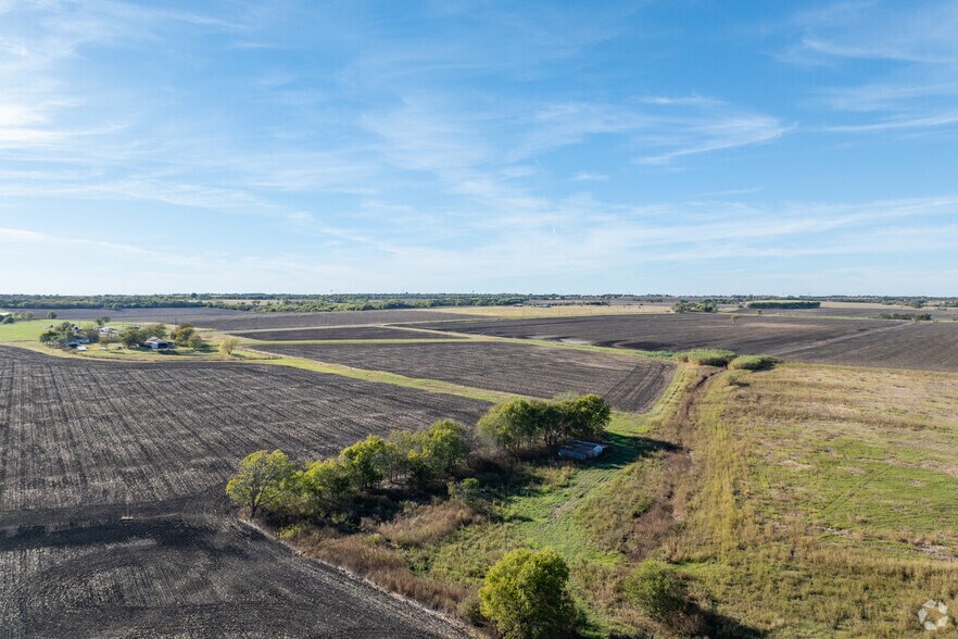 More Photos Of TBD Hill County Road 3112, Abbott Land For Sale