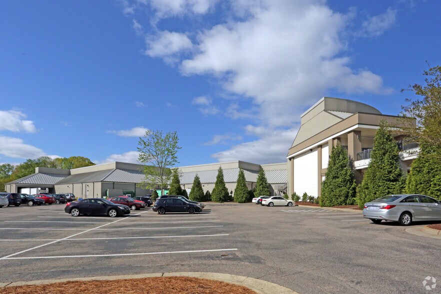 More Photos Of 575 New Waverly Pl, Cary General Retail For Lease
