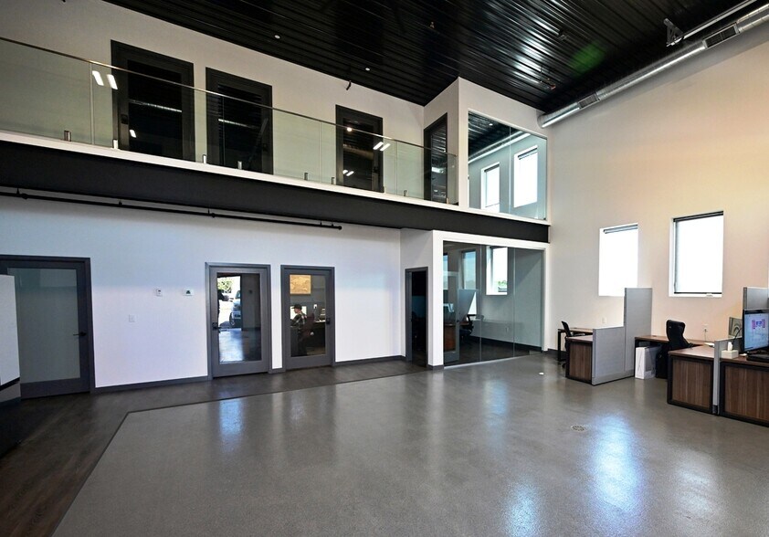 More Photos Of 940 McKinley Pky, Delano Light Manufacturing For Sale