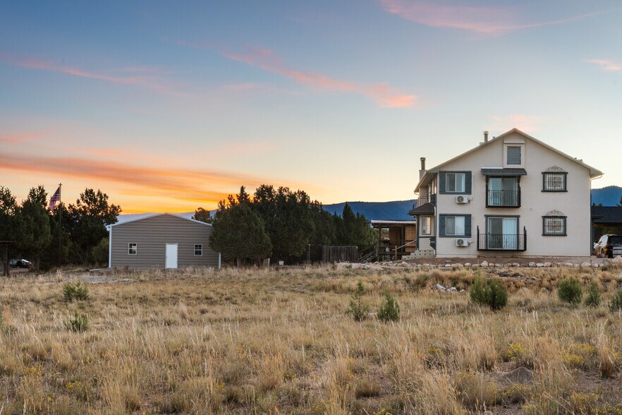 More Photos Of 11550 Pigeon Hollow Rd, Spring City Hotel For Sale