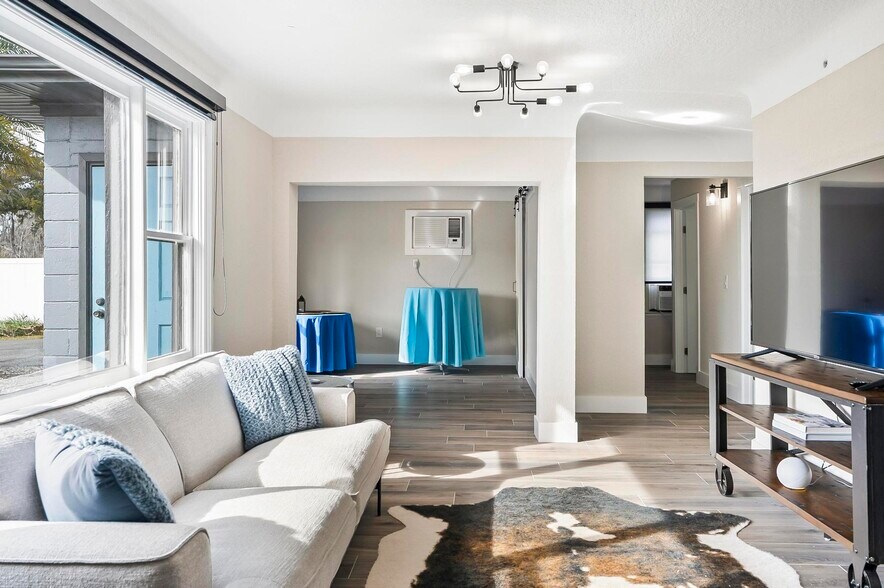 More Photos Of 2360 E Moody Blvd, Bunnell Industrial For Sale