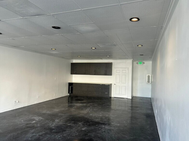 More Photos Of 14408 E Whittier Blvd, Whittier Office For Lease