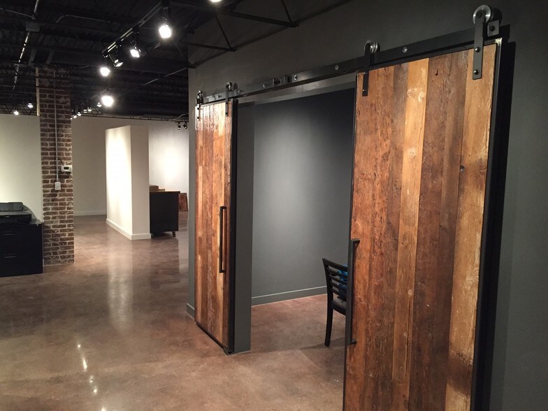 More Photos Of 3141-3149 S Broadway, Englewood Storefront Retail Office For Lease