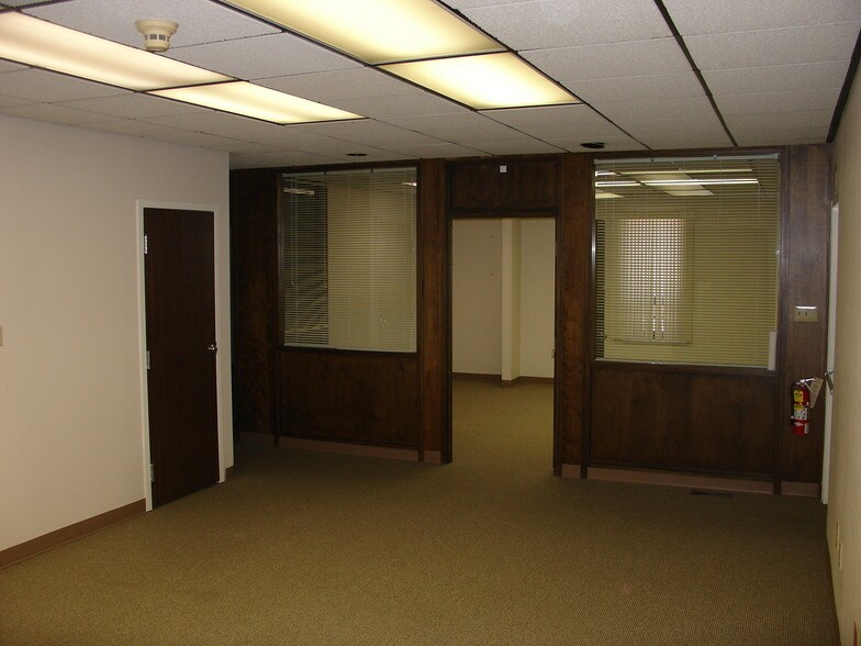 More Photos Of 833 N Park Rd, Wyomissing Medical For Lease
