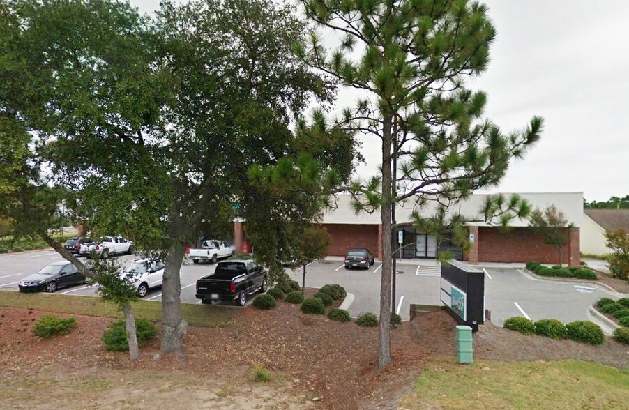 More Photos Of 6331 Carolina Beach Rd, Wilmington Freestanding For Lease