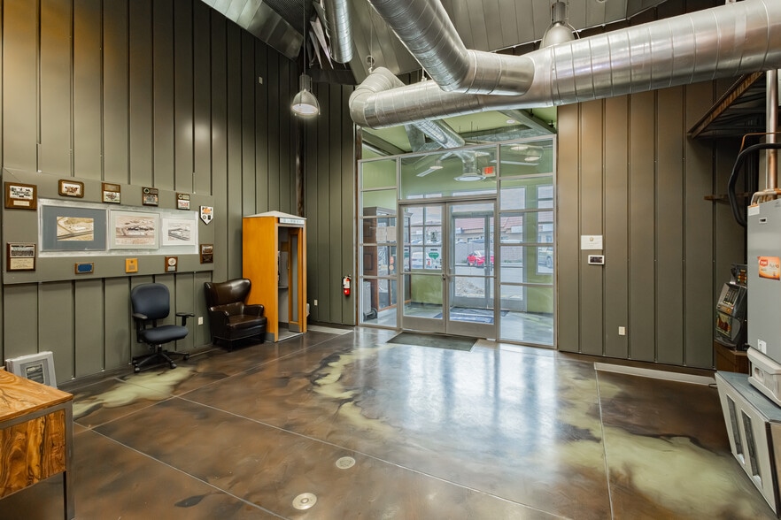 More Photos Of 265 Elliott Rd, Henderson Warehouse For Sale