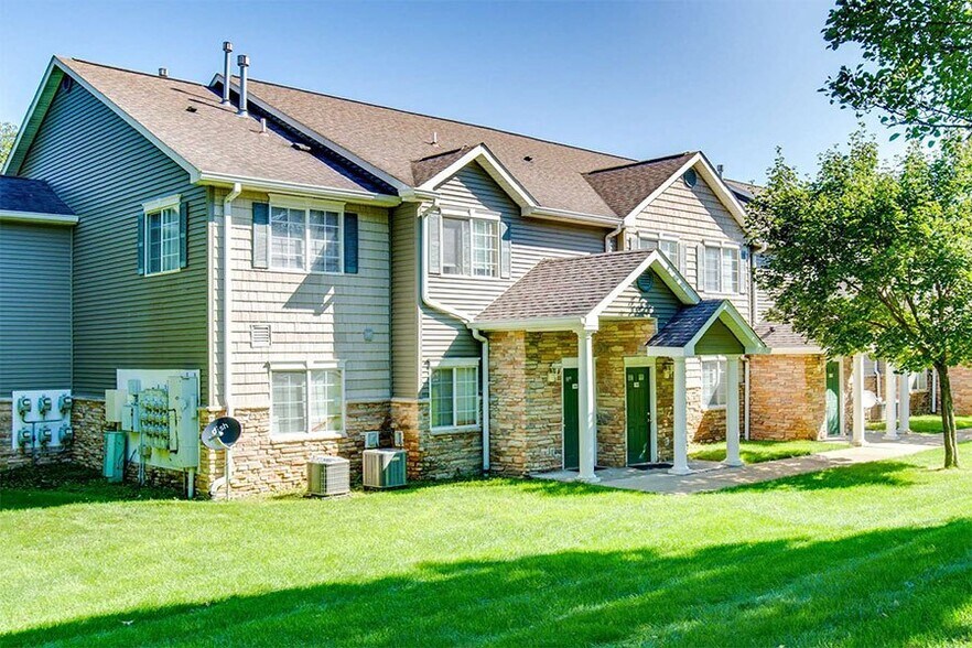 More Photos Of 3840 S Burdick St, Kalamazoo Apartments For Sale