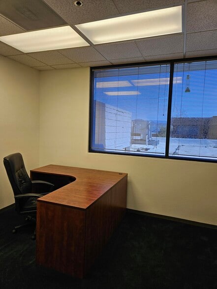 More Photos Of 5510 Skylane Blvd, Santa Rosa Office For Lease