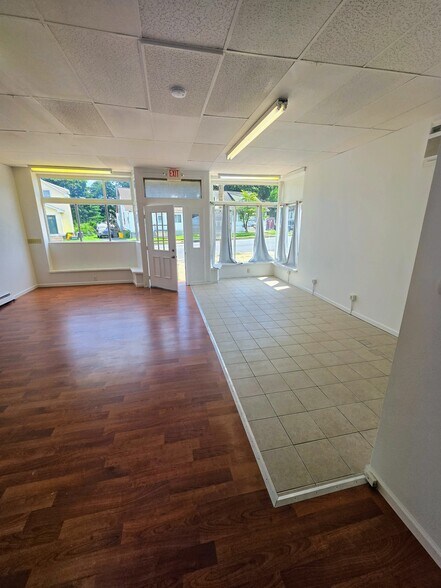 More Photos Of 1125 Prospect St, Ewing Storefront Retail Residential For Lease