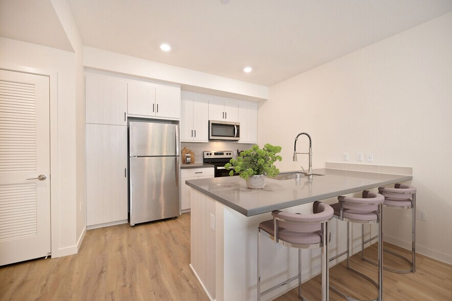 More Photos Of 200 E 31st St, National City Apartments For Sale