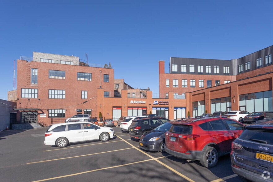 More Photos Of 4825 Metropolitan Ave, Ridgewood Loft Creative Space For Lease