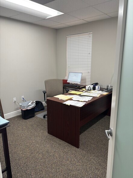 More Photos Of 6220 Manatee Ave W, Bradenton Medical For Sale