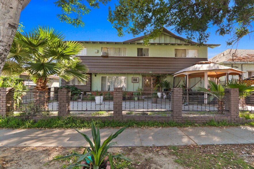 Primary Photo Of 6048 King Ave, Maywood Apartments For Sale