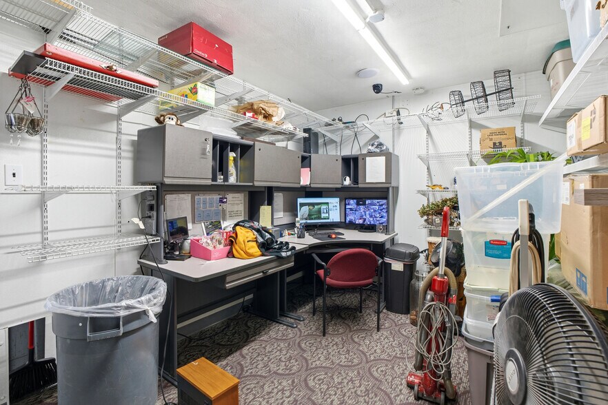 More Photos Of 119 York Rd, Warminster Township Restaurant For Sale