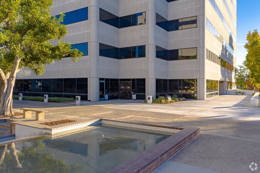 More Photos Of 900 Corporate Center Dr, Monterey Park Unknown For Lease