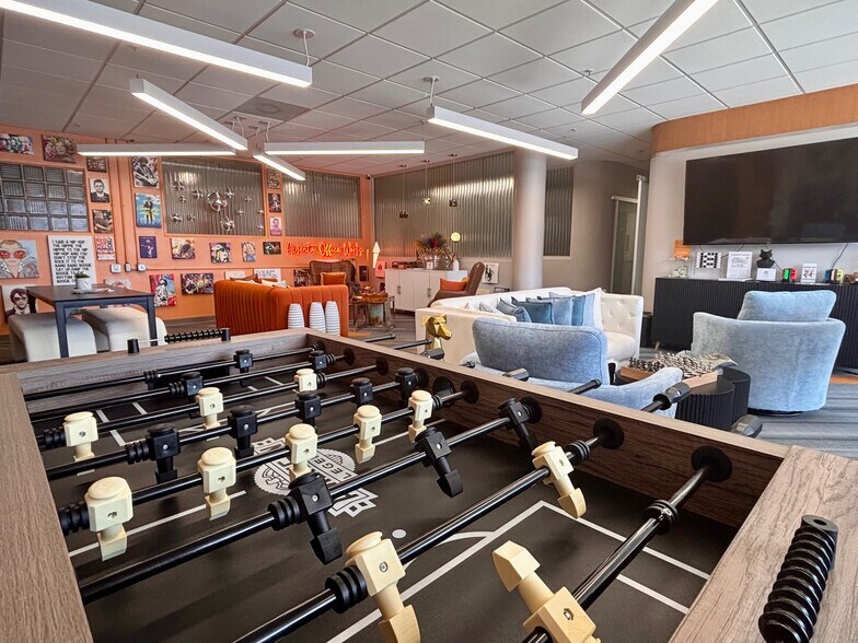 More Photos Of 321 N Maple St, North Little Rock Coworking Space