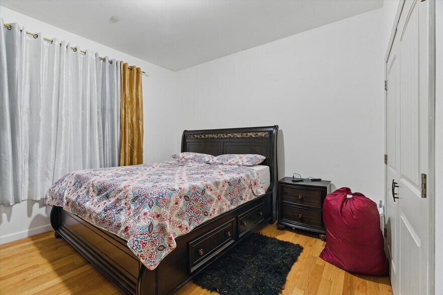 More Photos Of 265-267 Essex St st, Lawrence Apartments For Sale