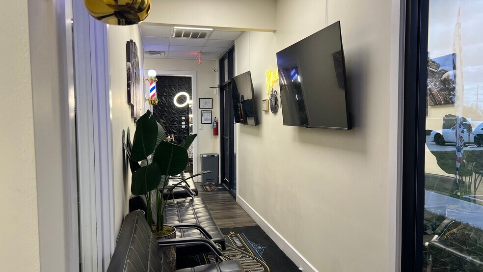 More Photos Of 3107 Elrod Rd, Katy Unknown For Lease