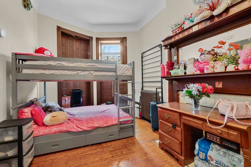 More Photos Of 2903 Saint Paul St, Baltimore Multifamily For Sale