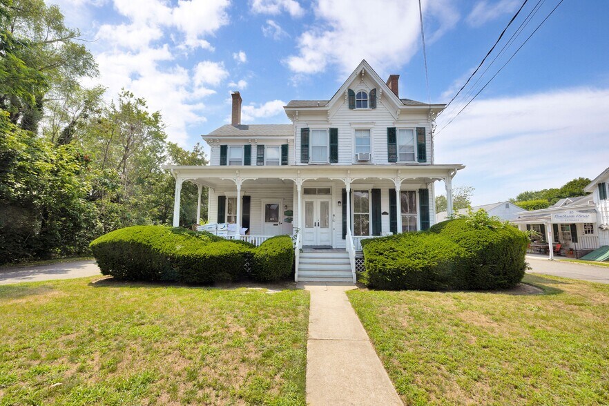 Primary Photo Of 80-86 Broadway, Amityville Apartments For Sale