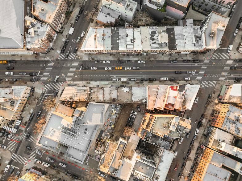 More Photos Of 671-689 Washington Ave, Brooklyn Storefront For Lease