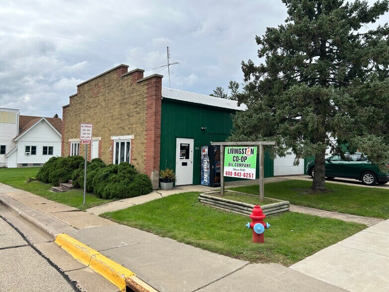 Primary Photo Of 405 W Barber Ave, Livingston Flex For Sale