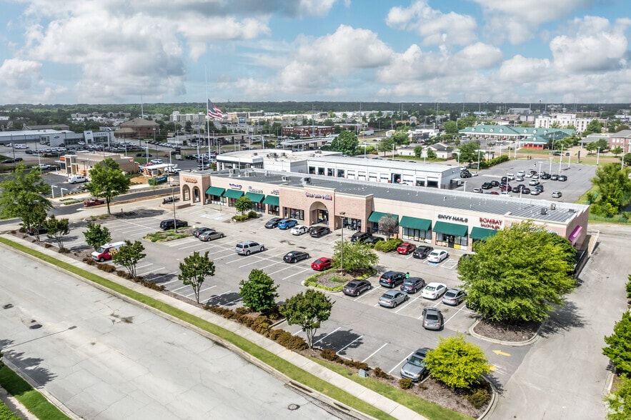 More Photos Of 7075 Malco Blvd, Southaven Storefront Retail Office For Lease