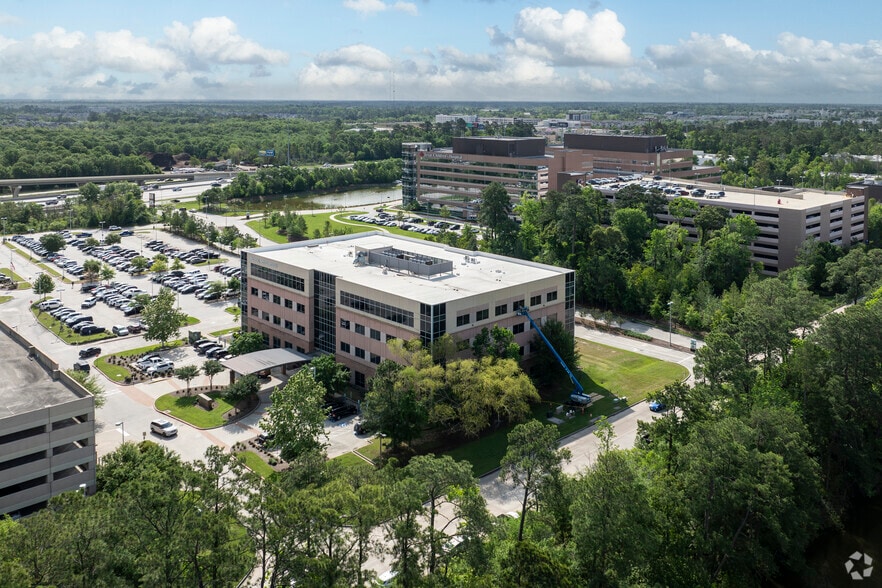 More Photos Of 17450 St. Lukes Way, The Woodlands Medical For Lease