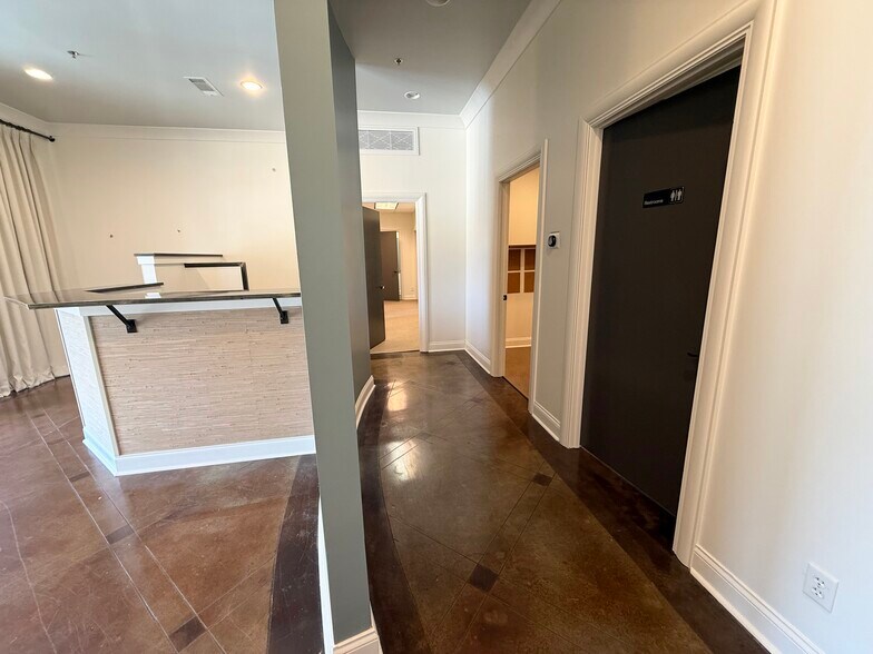 More Photos Of 113-115 W Jackson Ave, Ridgeland Unknown For Lease