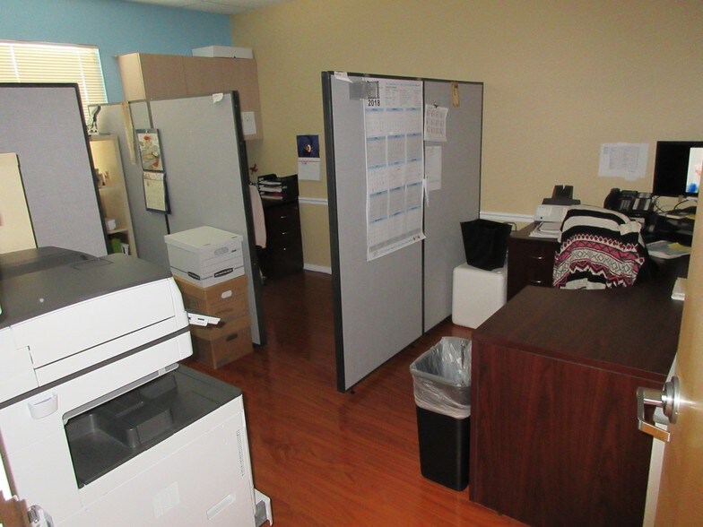 More Photos Of 1264 Malabar Rd SE, Palm Bay Office For Sale