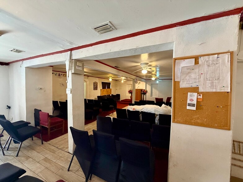 More Photos Of 1345 W Kaley Ave, Orlando Religious Facility For Sale