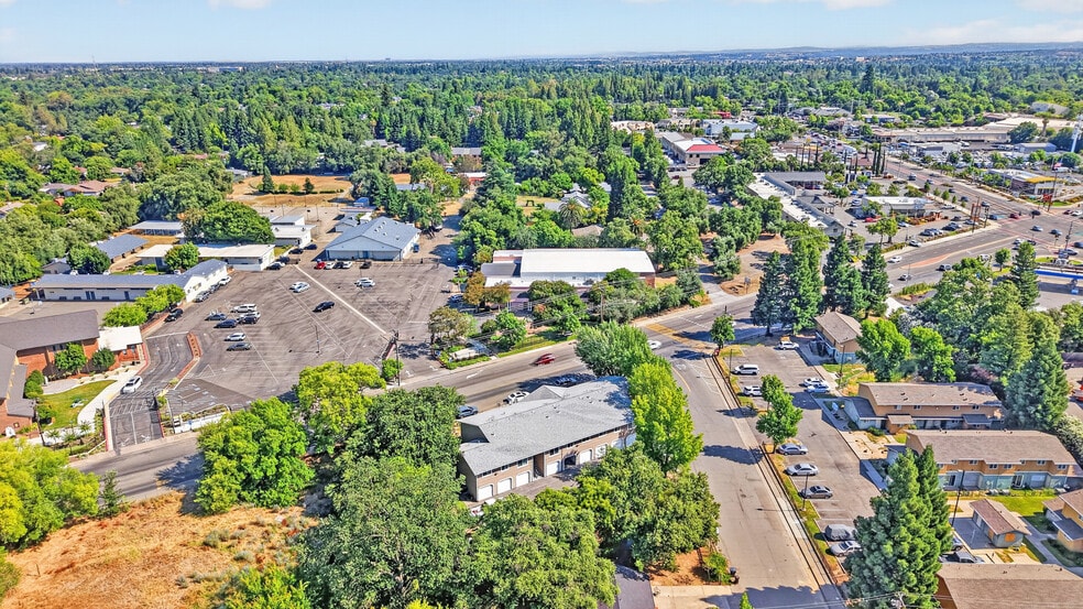 More Photos Of 7856 Old Auburn Rd, Citrus Heights Apartments For Sale