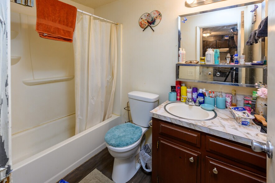 More Photos Of 2125 SW Xero Ln, Redmond Apartments For Sale