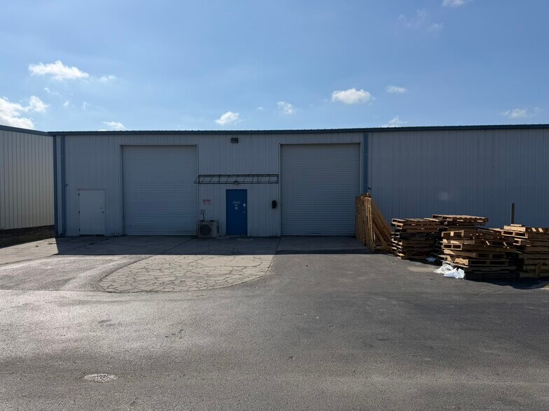 More Photos Of 16609 US Highway 19, Hudson Industrial For Lease