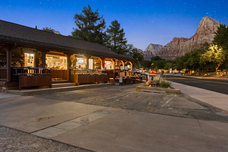 More Photos Of 694 Zion Park Blvd, Springdale Storefront Retail Residential For Sale