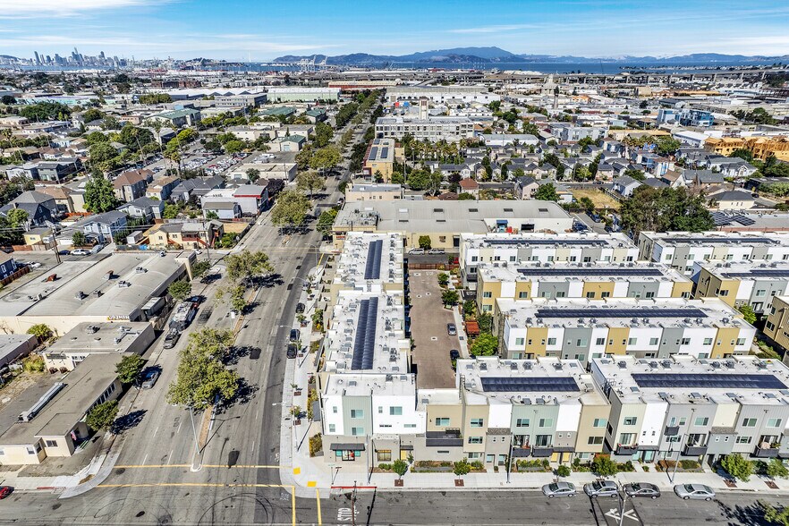 More Photos Of 986 W Grand Ave, Oakland Apartments For Lease