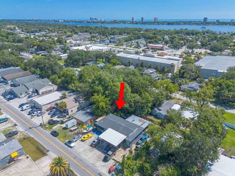 More Photos Of 635 Carswell Ave, Holly Hill Auto Repair For Sale