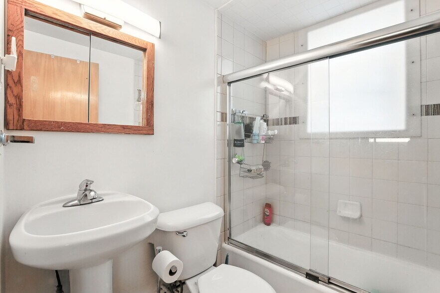 More Photos Of 2236 Pinehurst Ave, Saint Paul Apartments For Sale