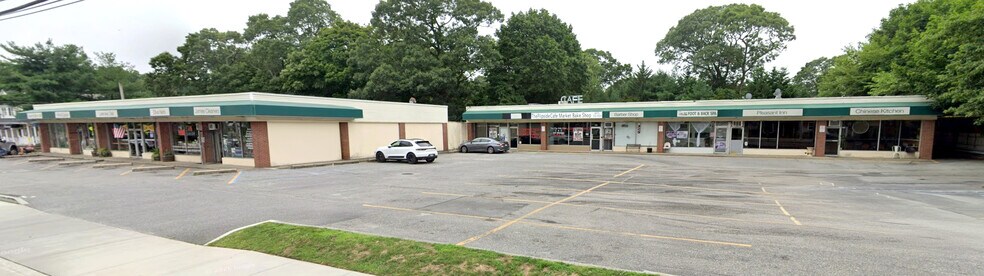 More Photos Of 246-270 Lake Ave, Saint James Unknown For Lease