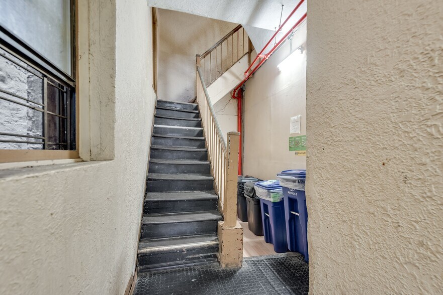 More Photos Of 925 Columbus Ave, New York Apartments For Sale