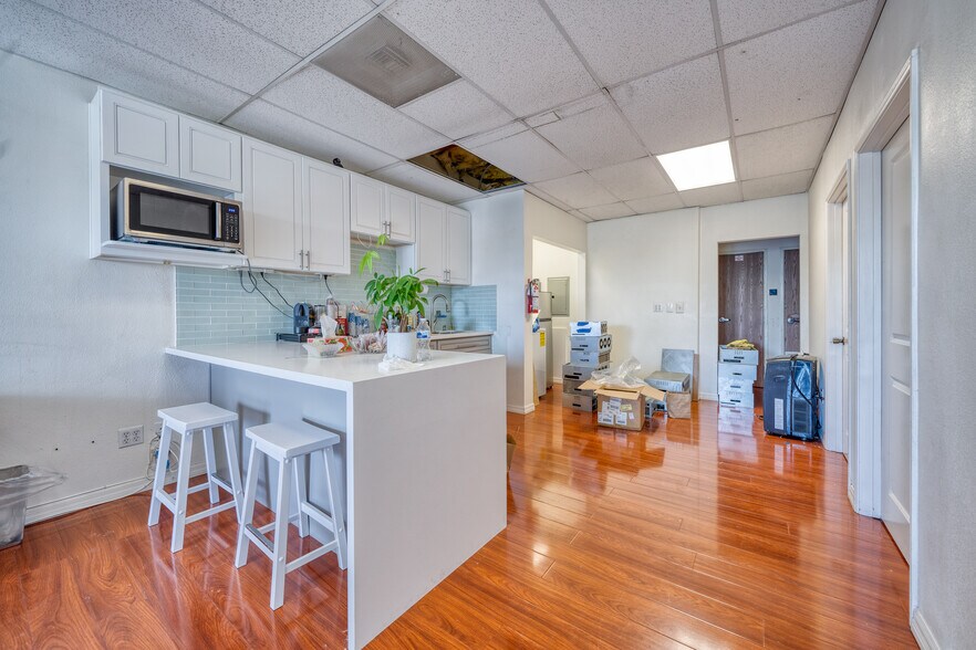 More Photos Of 13209 Garvey Ave, Baldwin Park Loft Creative Space For Sale