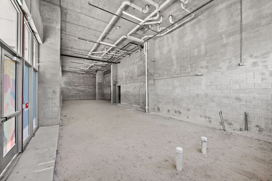 More Photos Of 200 NE 1st Ave, Pompano Beach Apartments For Lease